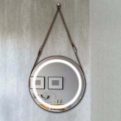 Der Spiegel Captain Silvia