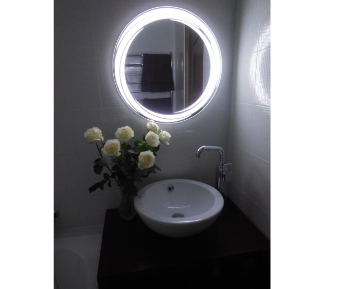 Der Spiegel Celeste mit LED Ausleuchtung - Foto 4