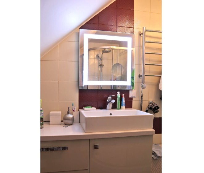 Der Spiegel Elena mit LED Ausleuchtung - Foto 4